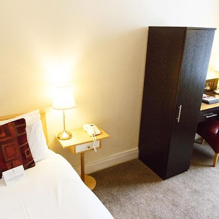The Belhaven Hotel Glasgow Room photo